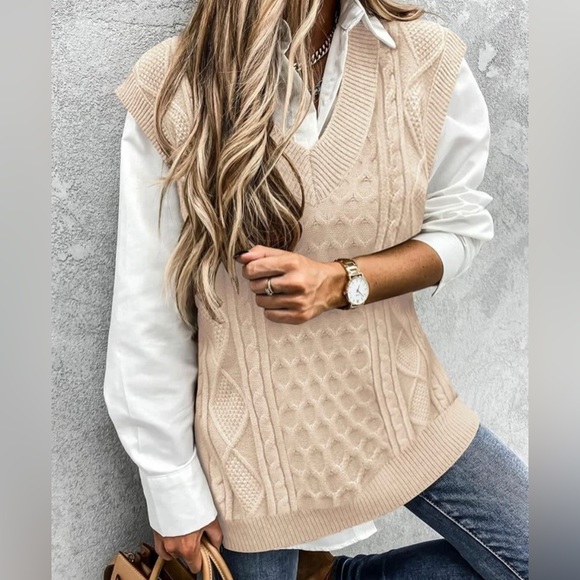 Risesun Women's Cable Knit Oversized Cropped Argyle Sweater Vest V-Neck New Tag - Picture 2 of 8